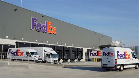 does fedex print on transfer paper? exploring the capabilities and limitations of FedEx's services